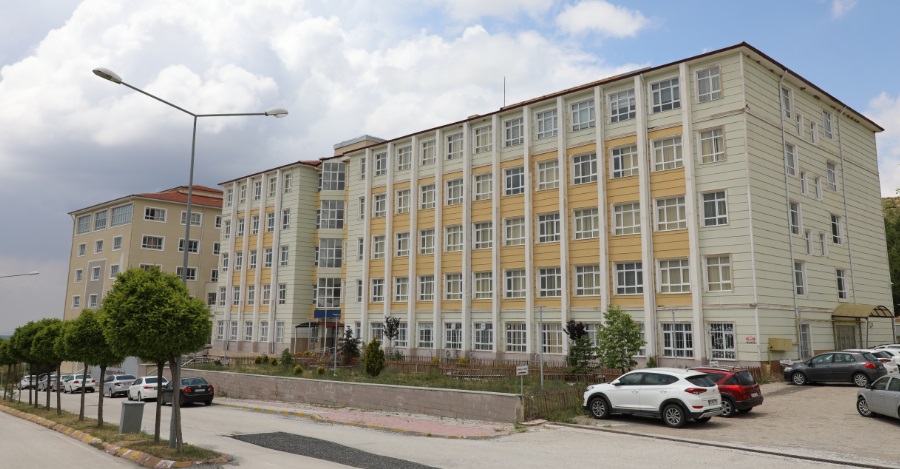 Fen-Edebiyat Fakültesinde Bilişim Altyapısı Çalışmaları Yürütüldü