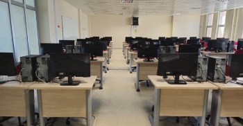 Mühendislik-Mimarlık Fakültesi Bilgisayar Laboratuvarında Altyapı Güçlendirme Çalışmaları