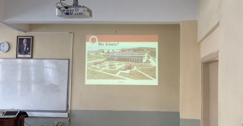 Fen Edebiyat Fakültesinde Projeksiyon Kontrolleri Yapıldı